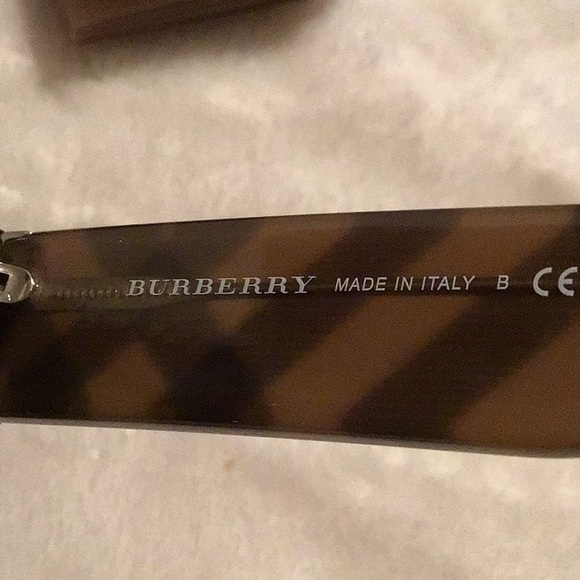 Burberry Sunglasses - Picture 9 of 13